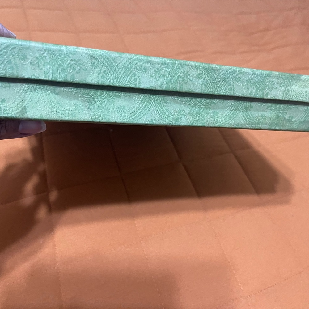 Authentic Gucci Box - Picture 6 of 8
